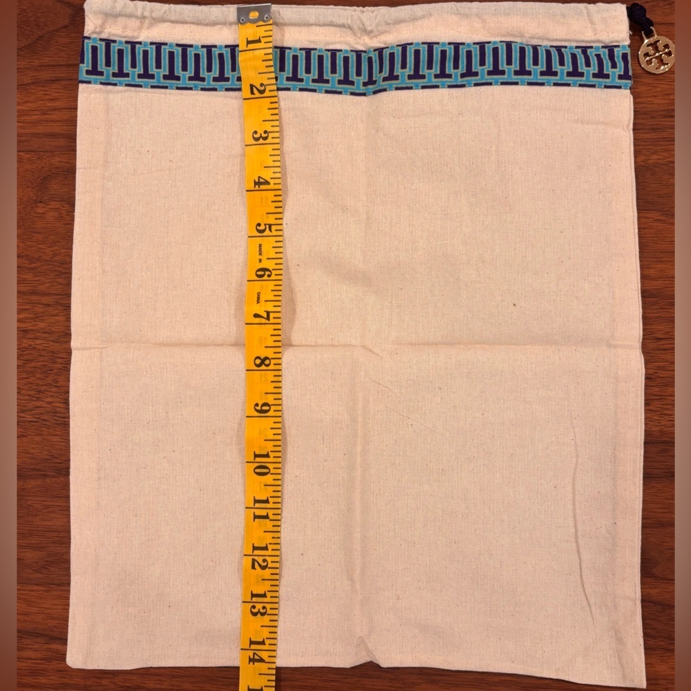 Tory Burch Dust Bag - Cream - 12x14 - Picture 3 of 3